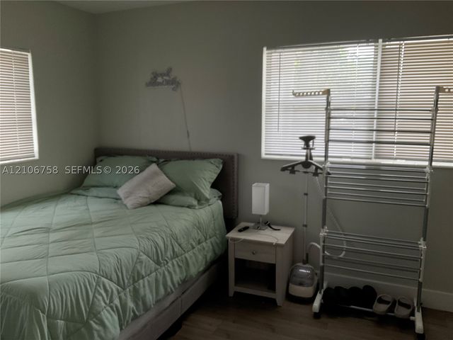 510 SE 9th St 7, Fort Lauderdale, FL 33316