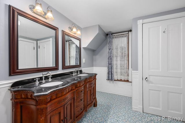 529 Avery Street, Lowell, MI 49331
