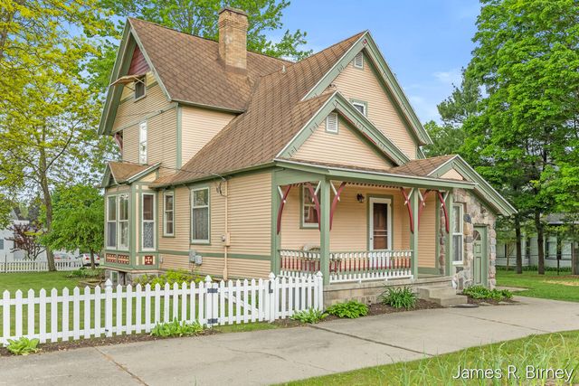 529 Avery Street, Lowell, MI 49331