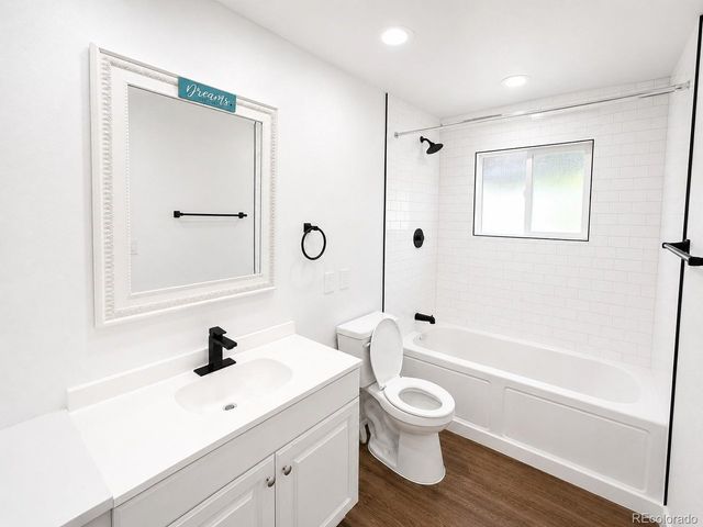 1255 Granby St, Aurora, CO 80011