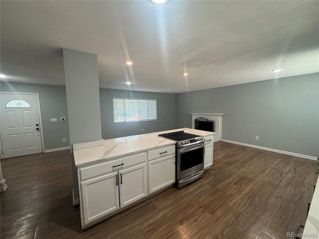 1255 Granby St, Aurora, CO 80011