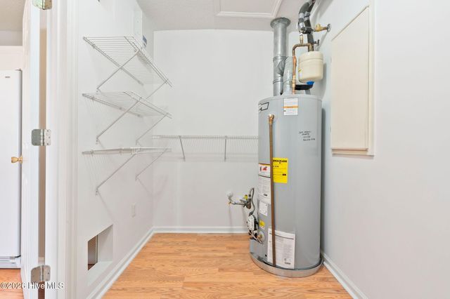 4101 Breezewood Drive Apt 203, Wilmington, NC 28412