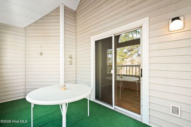 4101 Breezewood Drive Apt 203, Wilmington, NC 28412