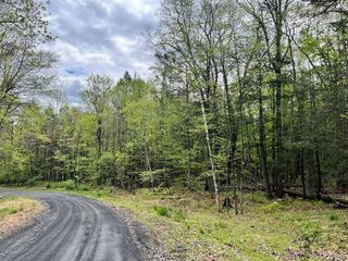 801 Oakwood Circle, Kingston, NY 12401