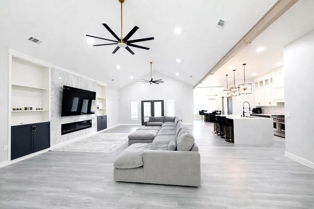 9470 Wiggains Lane, Amarillo, TX 79118