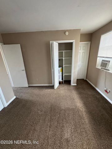 916 CHILDREN Way 7, Jacksonville, FL 32207