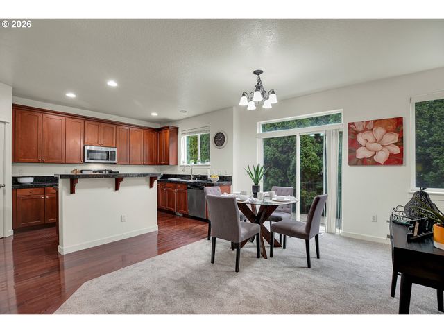 7110 Sw QUEEN Ln, Beaverton, OR 97008