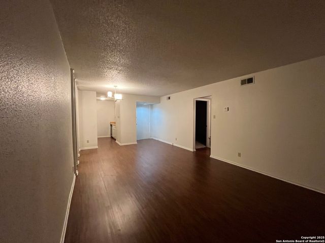 1819 Babcock Rd Unit 116A, San Antonio, TX 78229