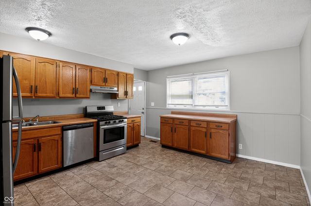 3928 Delmont Drive, Indianapolis, IN 46235