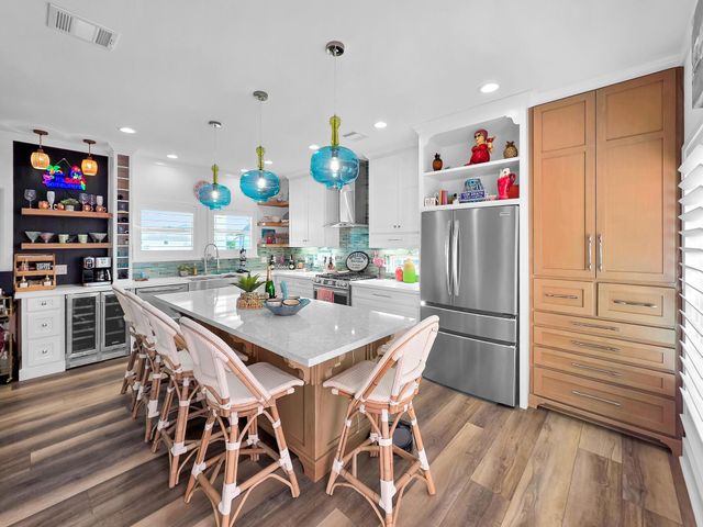 2637 Tide Drive, Crystal Beach, TX 77650