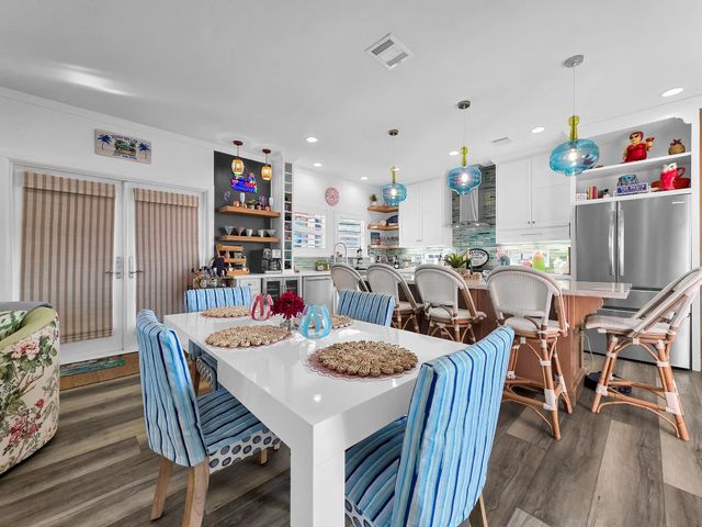 2637 Tide Drive, Crystal Beach, TX 77650