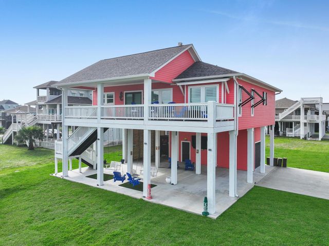 2637 Tide Drive, Crystal Beach, TX 77650