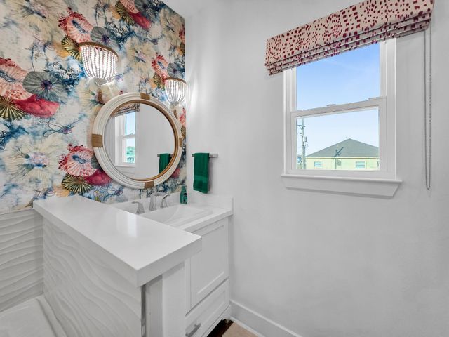 2637 Tide Drive, Crystal Beach, TX 77650