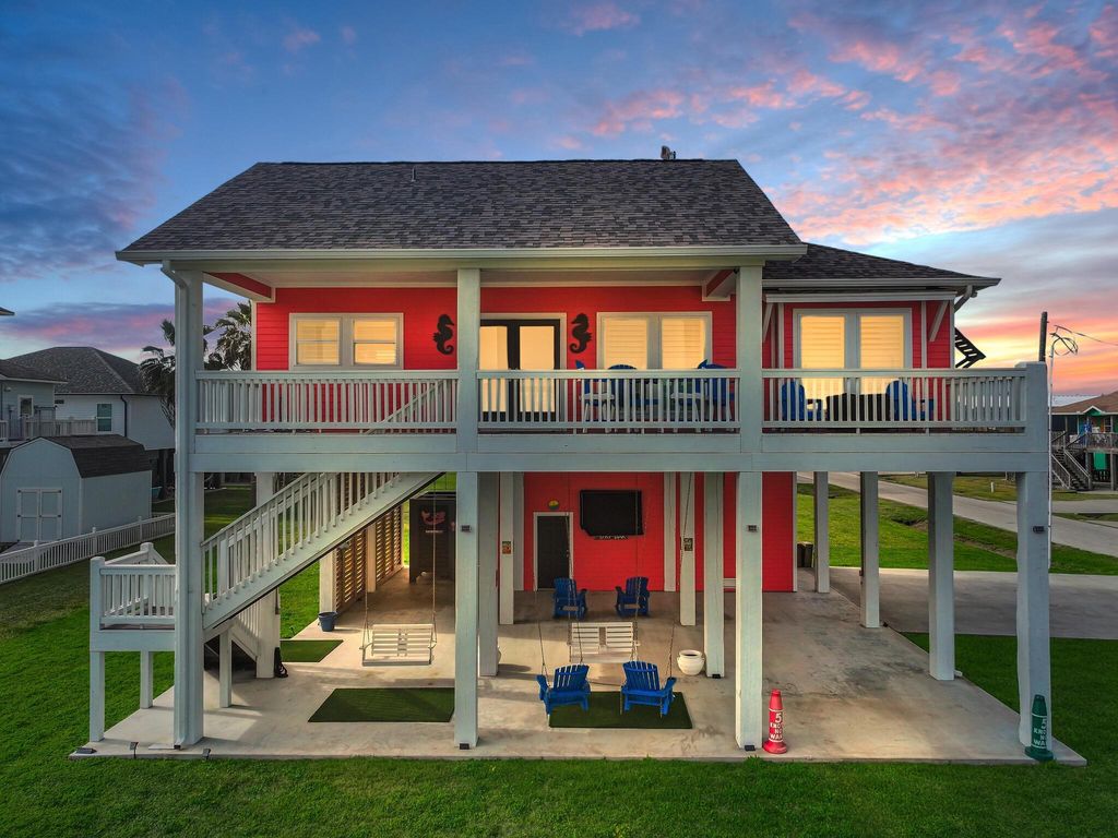 2637 Tide Drive, Crystal Beach, TX 77650