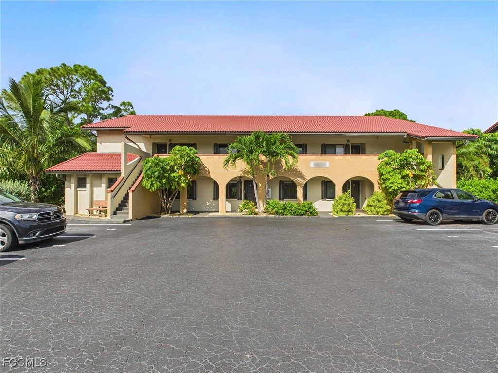 9821 Alabama ST 2, Bonita Springs, FL 34135