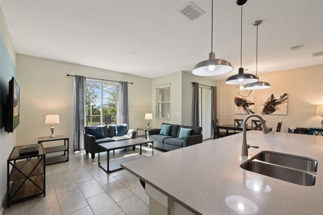 820 PEBBLE BEACH DRIVE, Davenport, FL 33896