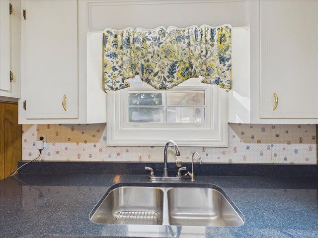 255 Hill And Dell Drive, Warrenville, SC 29851