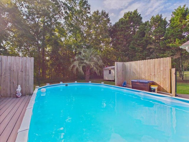 255 Hill And Dell Drive, Warrenville, SC 29851