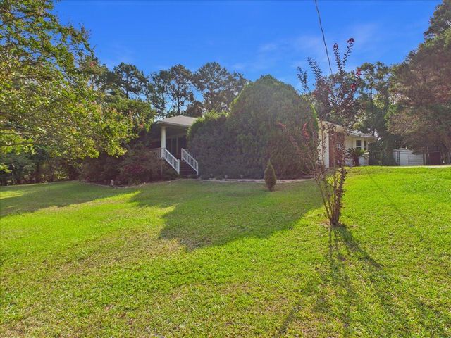255 Hill And Dell Drive, Warrenville, SC 29851