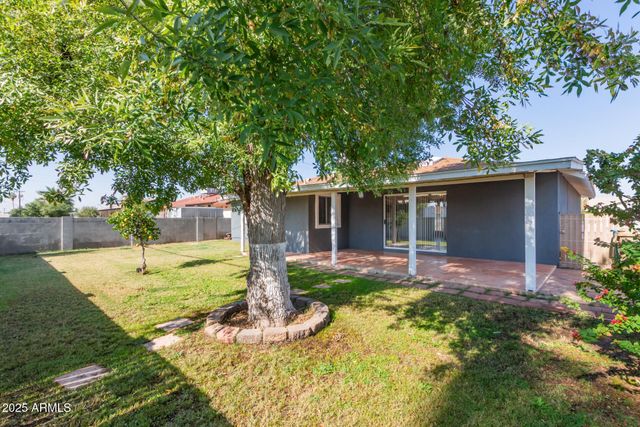 3835 W MYRTLE Avenue, Phoenix, AZ 85051