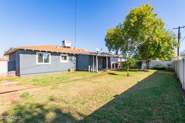 3835 W MYRTLE Avenue, Phoenix, AZ 85051