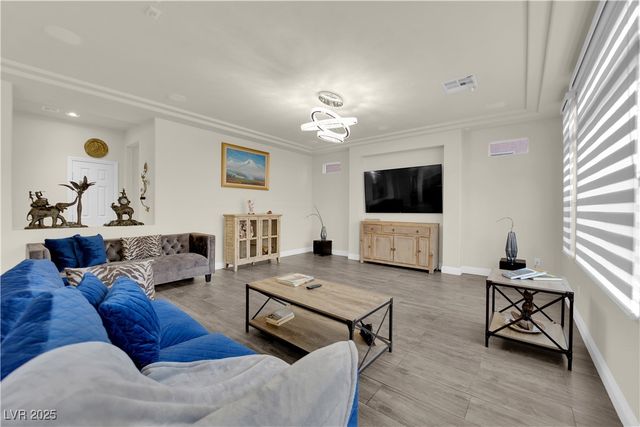 6334 White Heron Court, Las Vegas, NV 89139