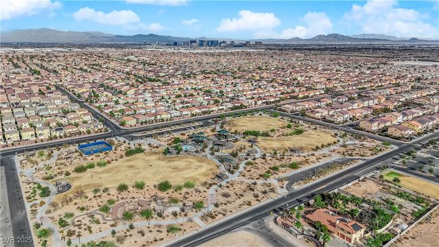 6334 White Heron Court, Las Vegas, NV 89139