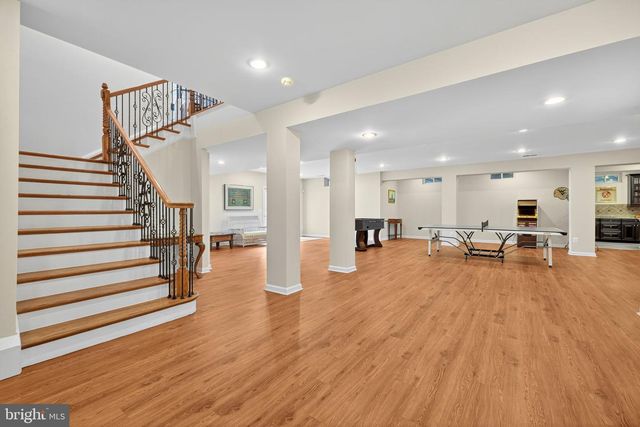 22011 BEAVERDAM DR, Ashburn, VA 20148