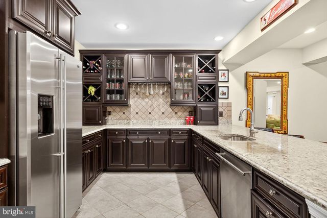 22011 BEAVERDAM DR, Ashburn, VA 20148