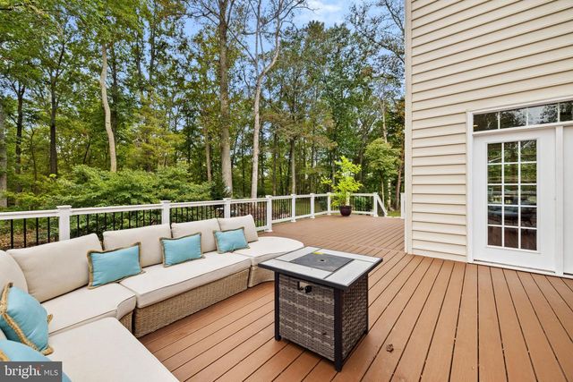 22011 BEAVERDAM DR, Ashburn, VA 20148