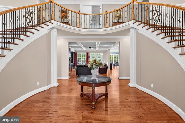 22011 BEAVERDAM DR, Ashburn, VA 20148