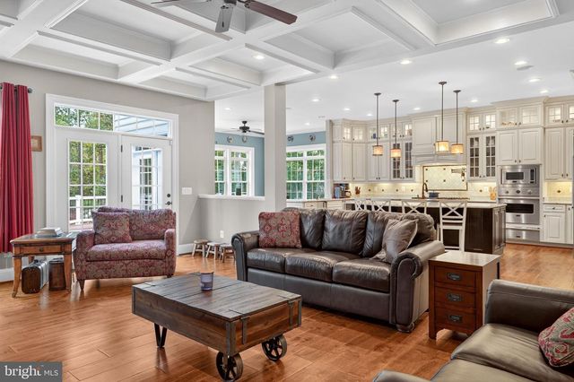 22011 BEAVERDAM DR, Ashburn, VA 20148