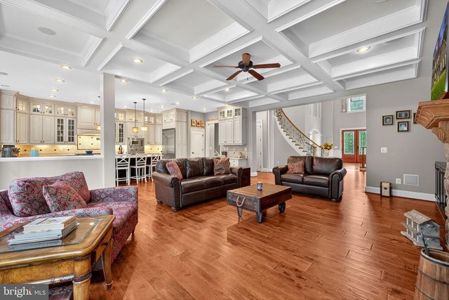 22011 BEAVERDAM DR, Ashburn, VA 20148