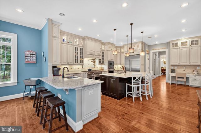 22011 BEAVERDAM DR, Ashburn, VA 20148