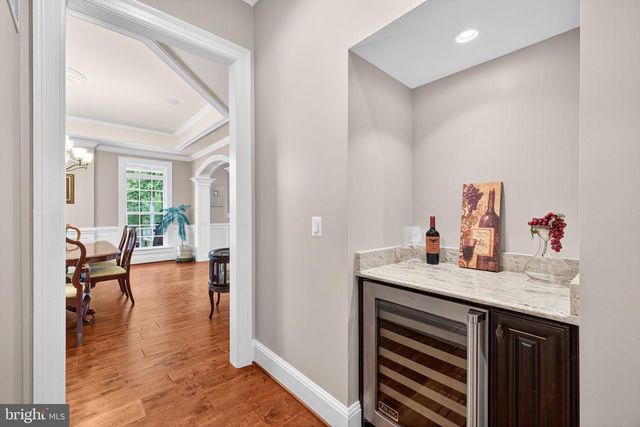 22011 BEAVERDAM DR, Ashburn, VA 20148