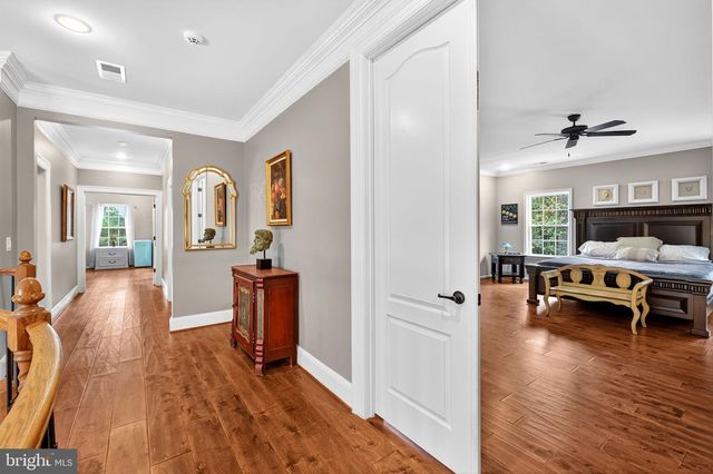 22011 BEAVERDAM DR, Ashburn, VA 20148