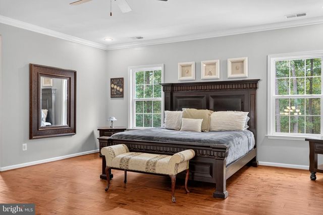 22011 BEAVERDAM DR, Ashburn, VA 20148