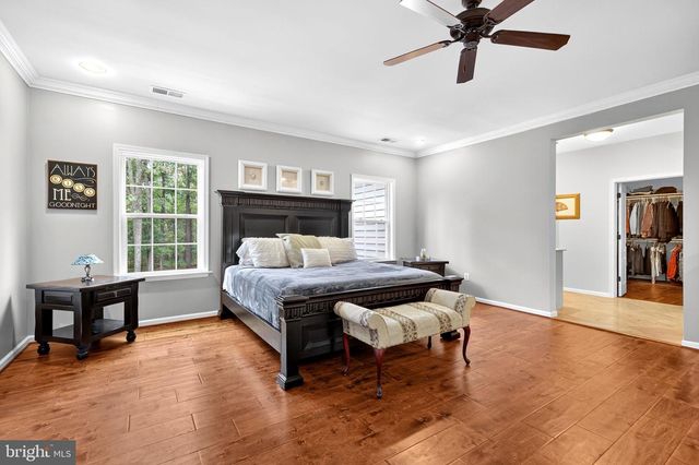 22011 BEAVERDAM DR, Ashburn, VA 20148