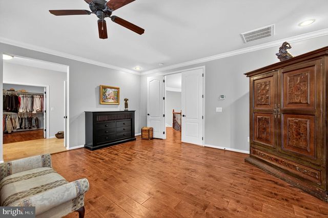 22011 BEAVERDAM DR, Ashburn, VA 20148