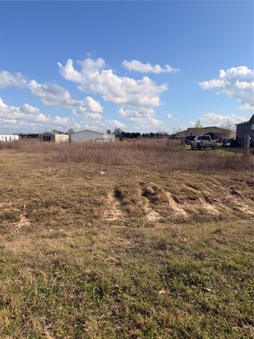 757 Road 57071, Cleveland, TX 77327