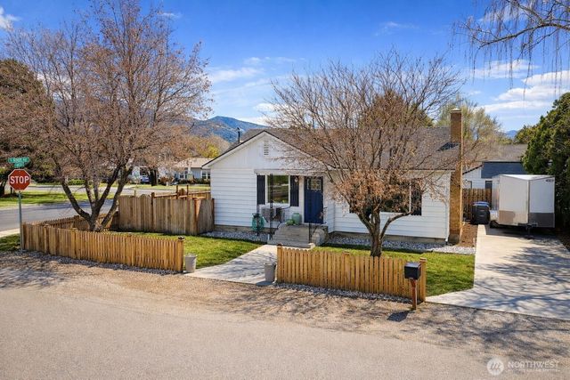 505 N Markeson Street, Chelan, WA 98816