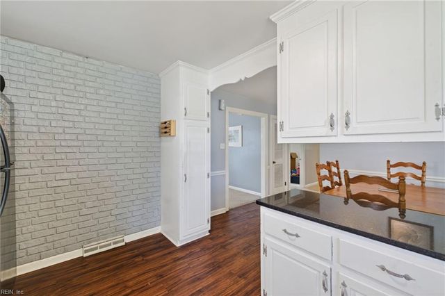 119 Bruce PL, Portsmouth, VA 23707