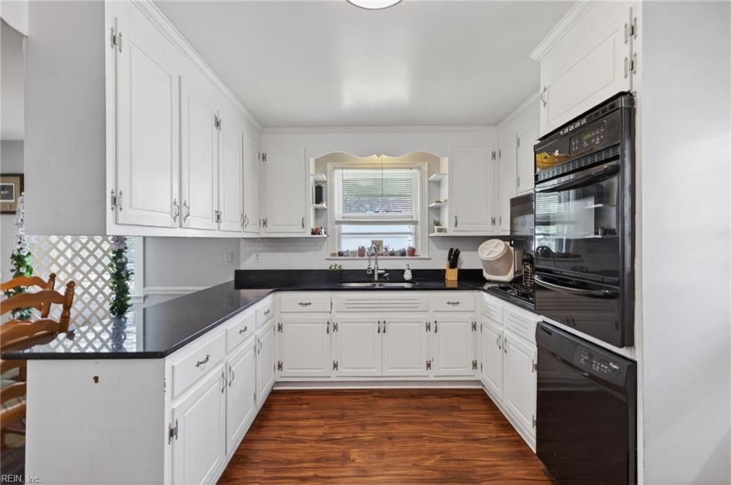 119 Bruce PL, Portsmouth, VA 23707