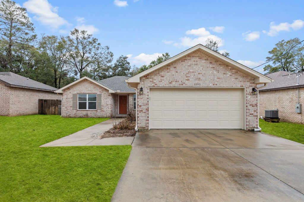 1598 26th Street, Niceville, FL 32578