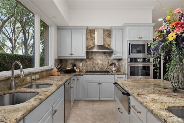 1617 Palm Valley Circle, Harlingen, TX 78552