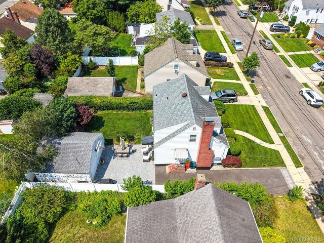 267 Hill Street, Mineola, NY 11501