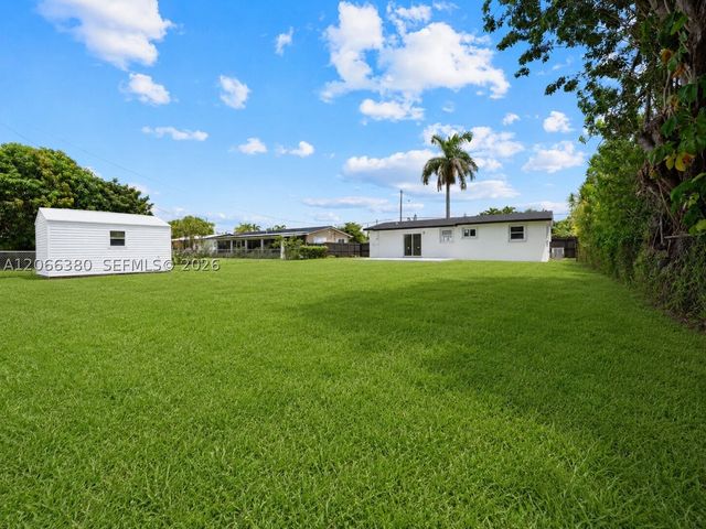 1500 NW 11th St, Homestead, FL 33030