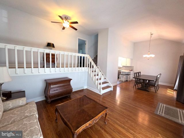 156 CROCKETT RD, Warminster, PA 18974