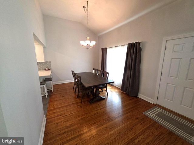 156 CROCKETT RD, Warminster, PA 18974