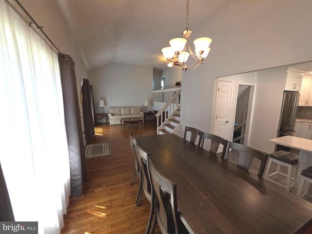 156 CROCKETT RD, Warminster, PA 18974